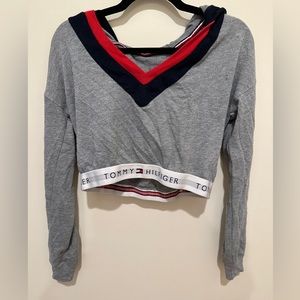 Tommy Hilfiger cropped shirt with hood